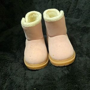 Comfy kids boots